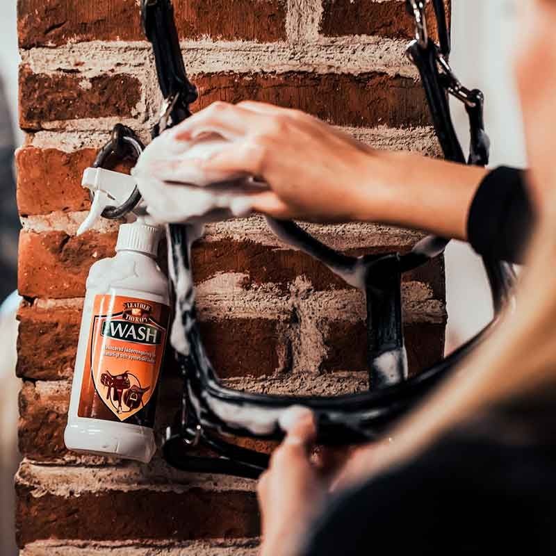 Leather Therapy WASH Absorbine 473 ml