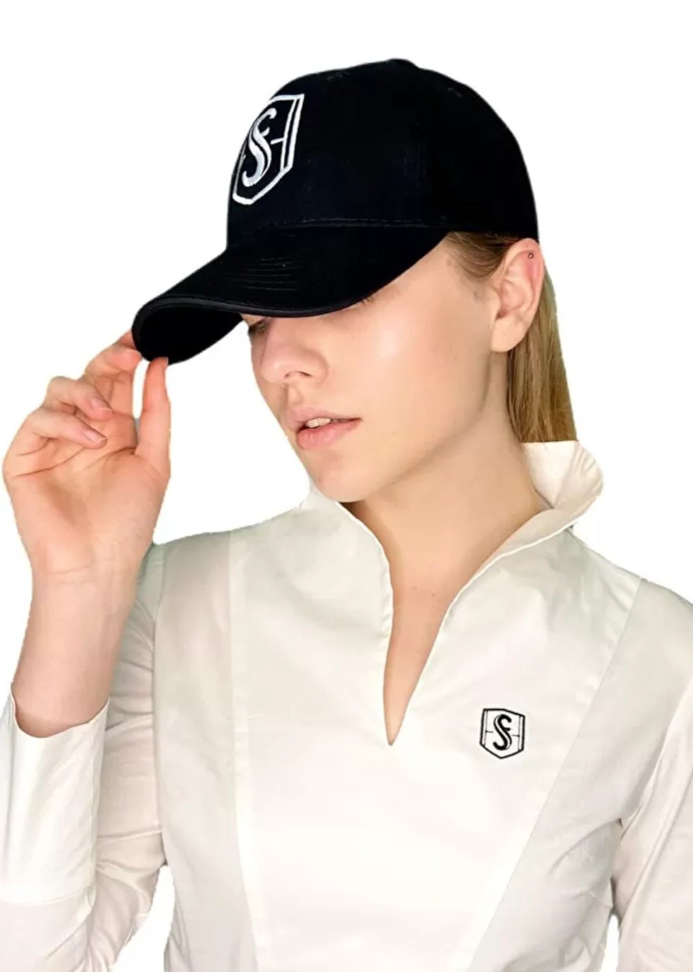 Gorra de algodón con correa de ajuste - Negro